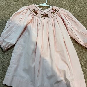 Shrimp and Grits smocked dress. Size 3T, excellent condition.